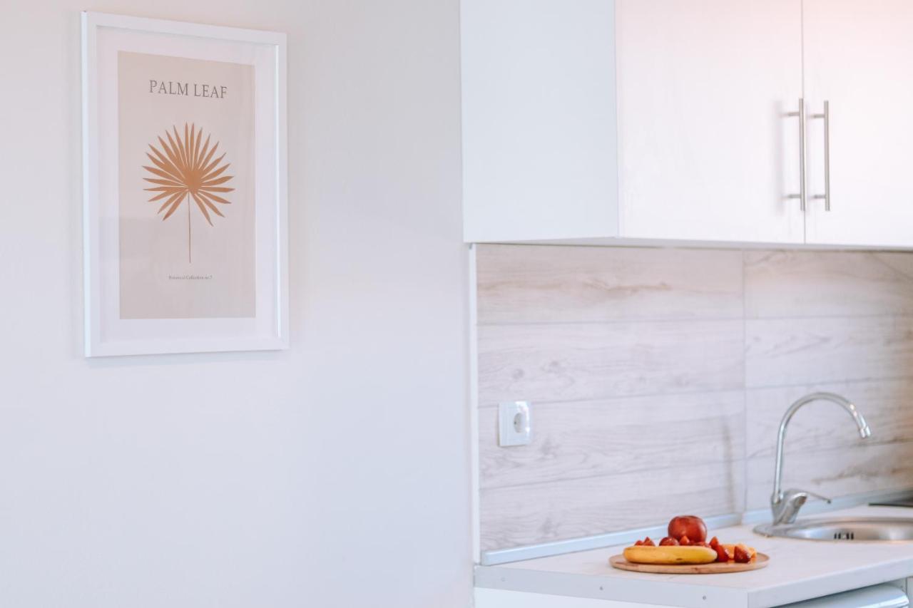 Sithon Diamond Suites 1 ニキティ エクステリア 写真